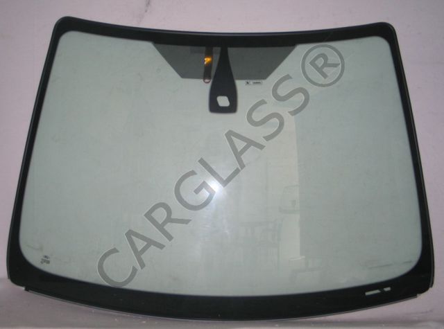 Фото Лобовое стекло на форд фокус, ford focus в наличии на нашем складе