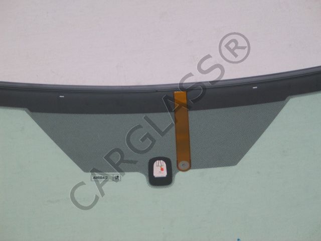 Фото Лобовое стекло на форд фокус, ford focus в наличии на нашем складе