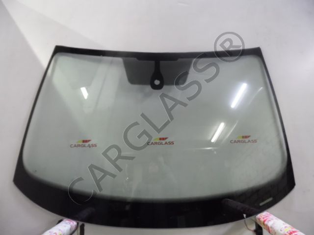 Фото Лобовое стекло на ,  в наличии на нашем складе